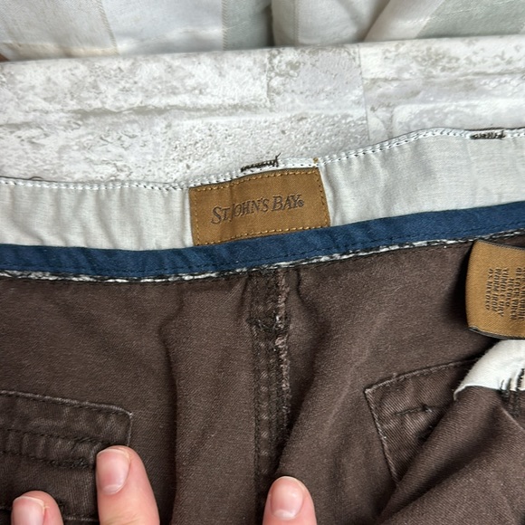 Men’s shorts - Picture 2 of 4